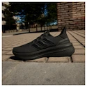 adidas  Ultraboost 5 Core Black/Core Black/Core Black  Férfi futócipő