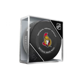 Az NHL hivatalos korongja az Ottawa Senators mérkőzésen
