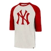 Férfi póló 47 Brand Club Impresszum Raglan MLB New York Yankees piros-fehér