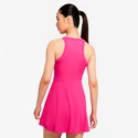 Nike   Ruha
