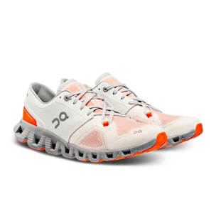 On  Cloud X Ivory/Alloy  Női futócipő EUR 38,5