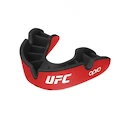 Opro  SILVER UFC Red/Black Senior Fogvédő