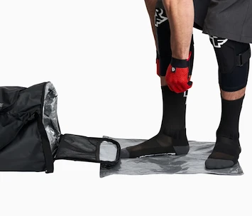 Race Face  Stash Gear Bag Concrete  Kerékpáros táska pelenkázó-alátéttel