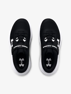 Under Armour  BPS Surge 3 AC-BLK  Fiúfutócipő EUR 32