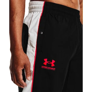 Under Armour  WOVEN TRACK PANT Black Férfinadrág M