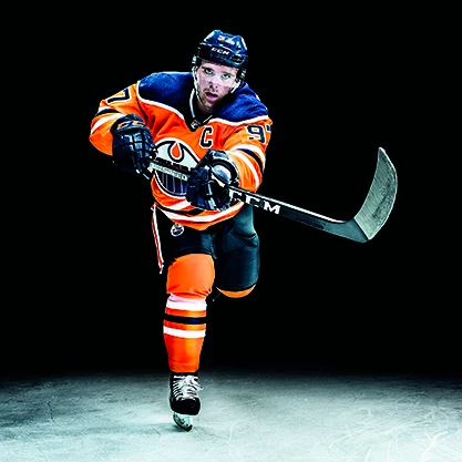 Connor McDavid CCM Jetspeed felszerelésben