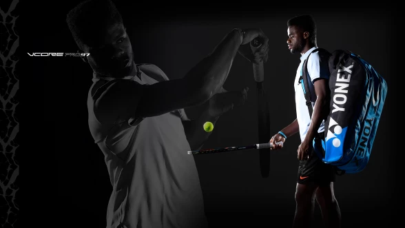 Yonex Vcore Pro teniszütők Frances Tiafoe-val