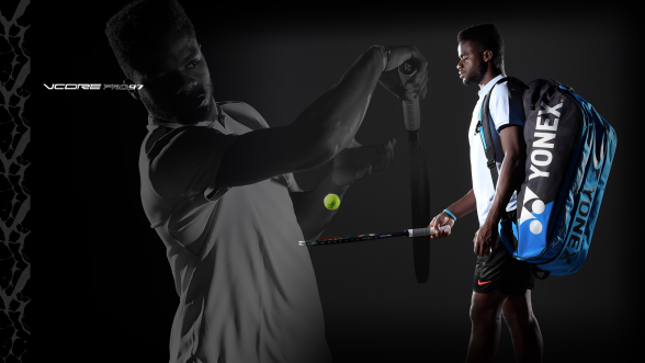 Yonex Vcore Pro teniszütők Frances Tiafoe-val