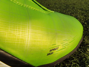 Adidas SprintSkin szintetikus felület